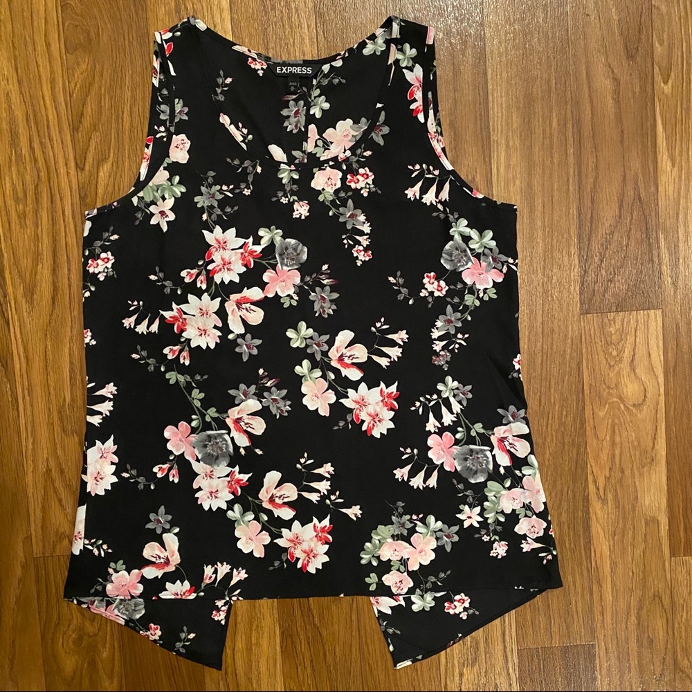 EUC Express Split-Back Floral Tank
